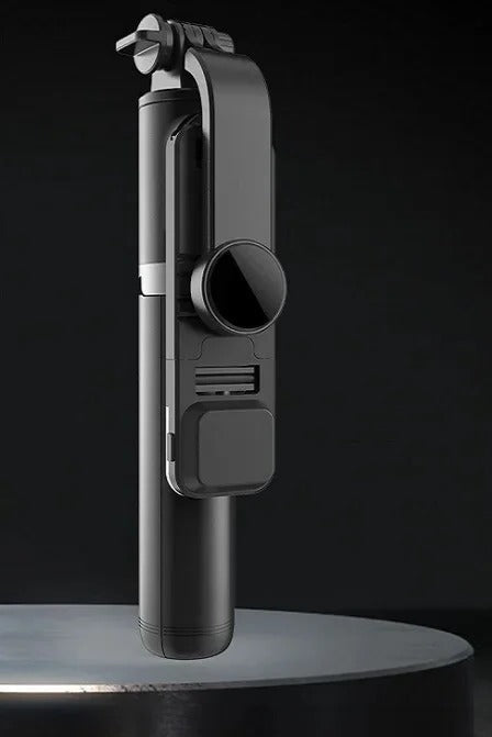 0397dfe4-a863-43e1-97f1-6b74f397fcf0.jpg Sleek Dual-Direction LED Outdoor Wall Sconce - Image 1