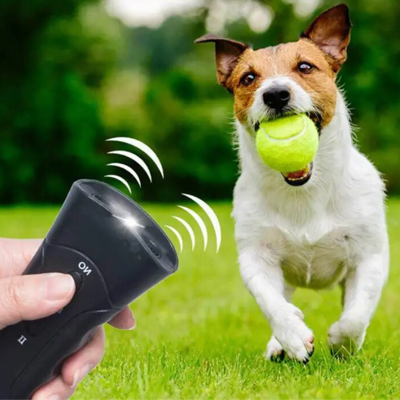 dog_bark.png Anti-Freeze Electromagnetic Car Snow Removal Device - USB Rechargeable Electric Ice Scraper - Image 1