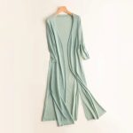 Long, quilted winter coat, warm and elegant - Image 2