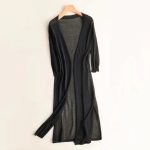 Long, quilted winter coat, warm and elegant - Image 3