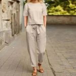 Elegant ladies cardigan - Image 2