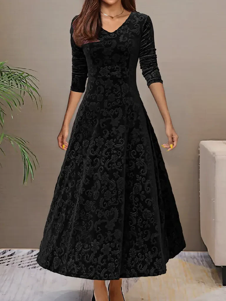 image_41_30545df9-f747-4fb1-8f0b-f62ccb7e671a.png Elegant maxi dress for women - Image 1